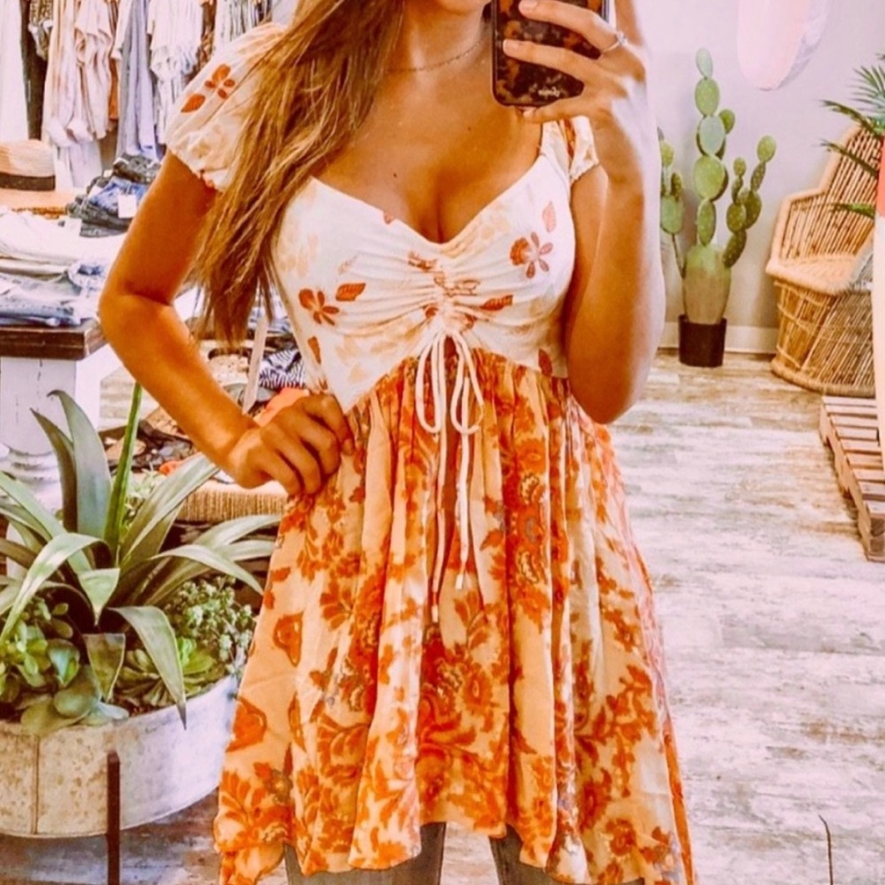 🌺🎉HP🎉🌺 NWT Free People La Bamba Babydoll Top